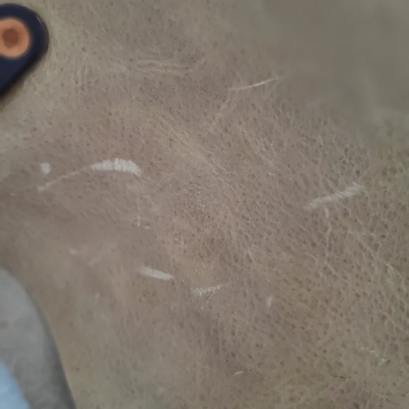 KMM &Co Leather Tote - Picture 3 of 6